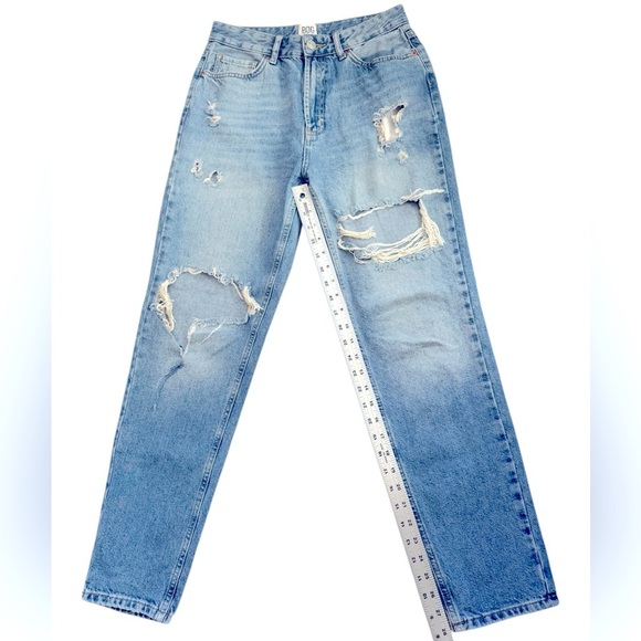 BDG urban outfitters mom high rise size 28 inseam 28 inch excellent condition - Picture 2 of 4